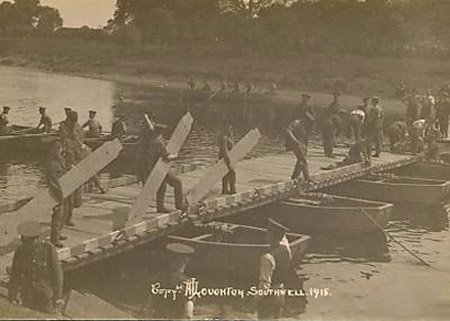 Pontoon bridge building