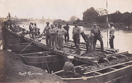 Pontoons by the bank